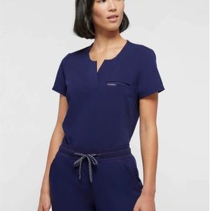 Jannuu Navy Women's 1-Pocket Tuck-In Scrub Top